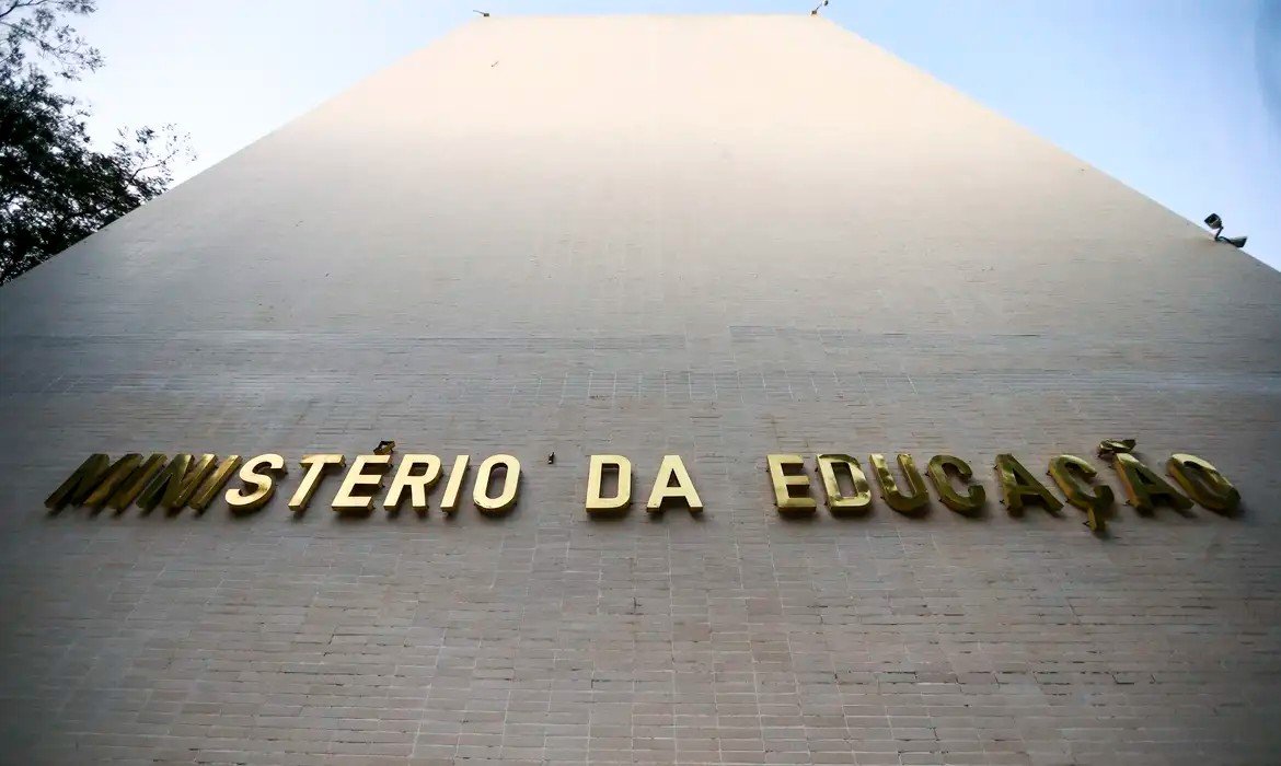 10_07_2020_ministerio_educacao.jpg
