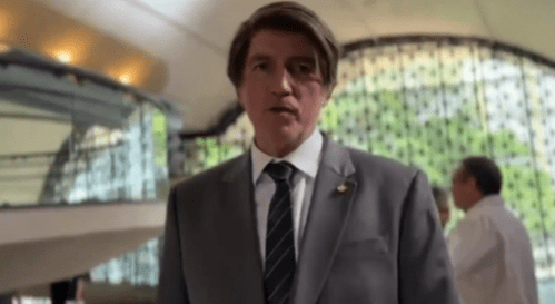 1789320032_cinebiografia-bolsonaro-e1765232789719.png