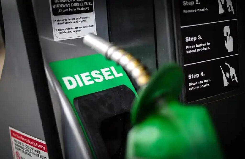 1789616148_DIESEL.jpg