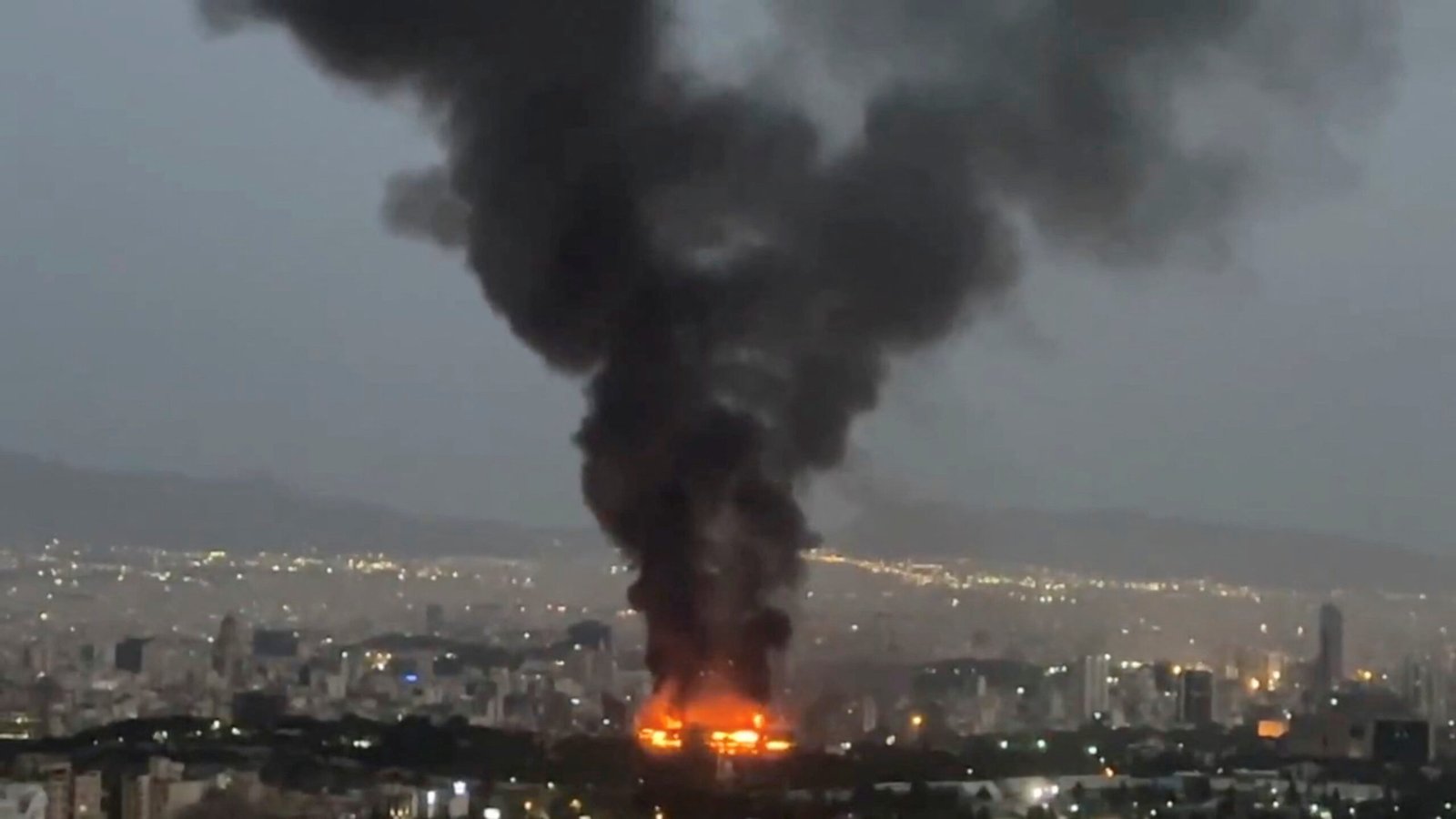 2025-06-17T233118Z_1787492808_RC2N4FA0EK8D_RTRMADP_3_IRAN-NUCLEAR-TEHRAN.jpg