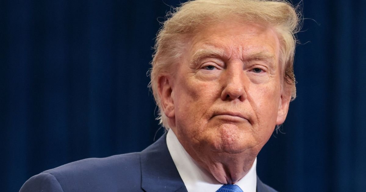 2026-08-31T213123Z_1_LYNXMPEM7U1T8_RTROPTP_4_USA-TRUMP.jpg