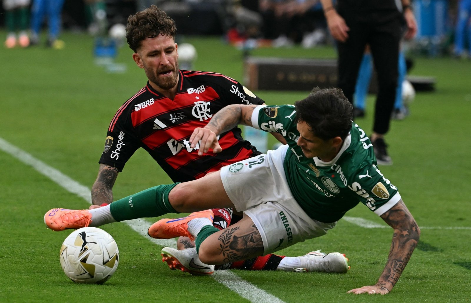AFP__20251129__86L26QA__v1__MidRes__FblLibertadoresPalmeirasFlamengo.jpg