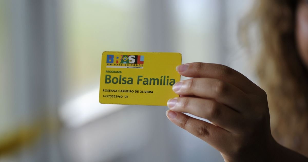Bolsa_Familia_15227288838.jpg