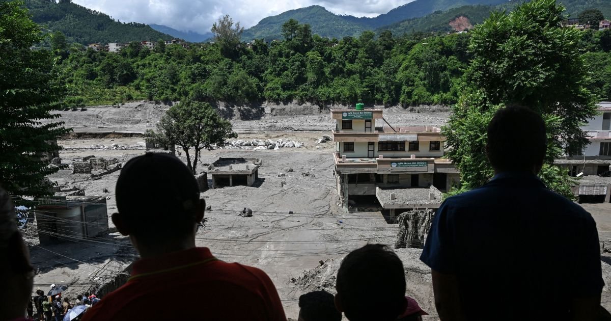 DESTRUICAO-NEPAL.jpg