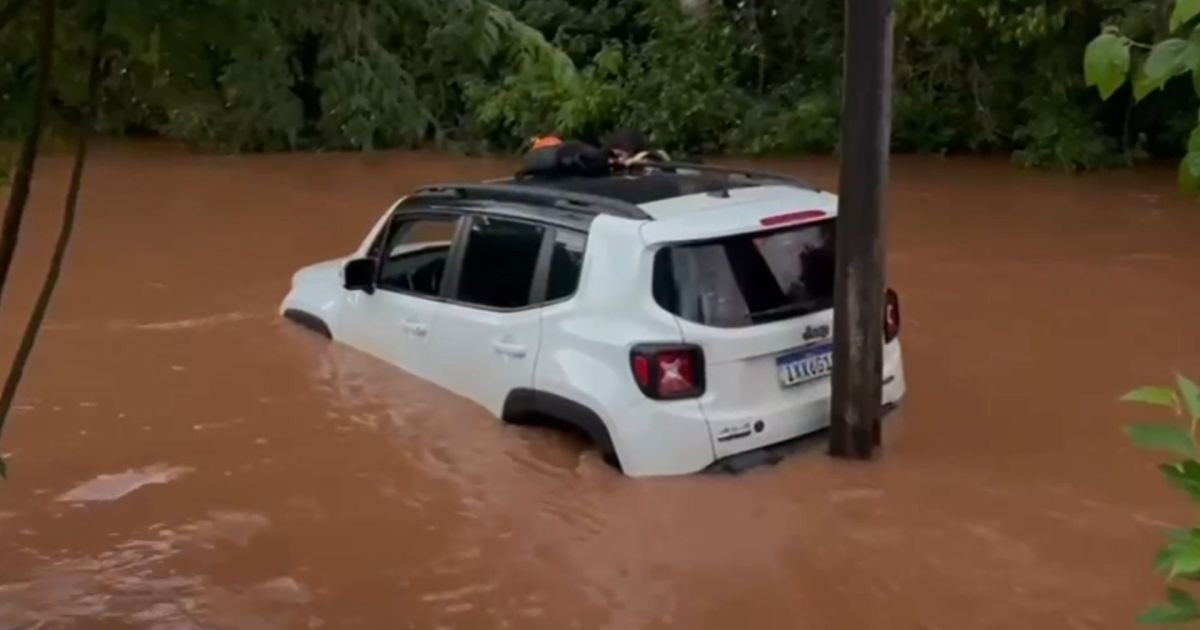 RESGATE-CARRO-ARRASTADO.jpg