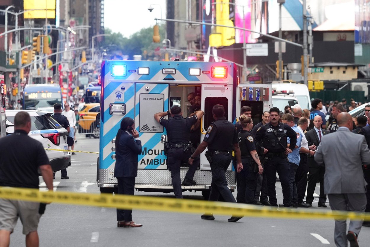 TIMES-SQUARE-ATTACK-2.jpg