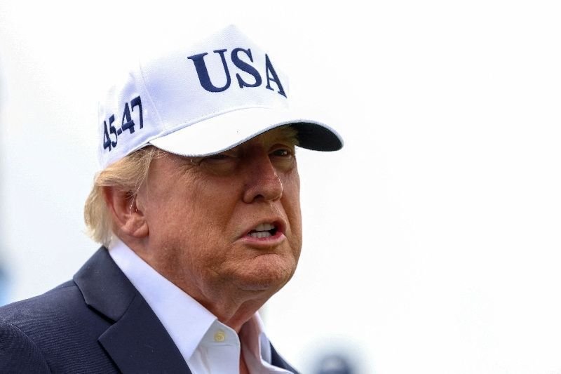 TRUMP-IRLANDA-2.jpg