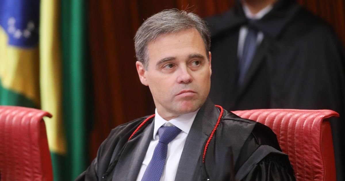 andre-mendonca-tse.jpg