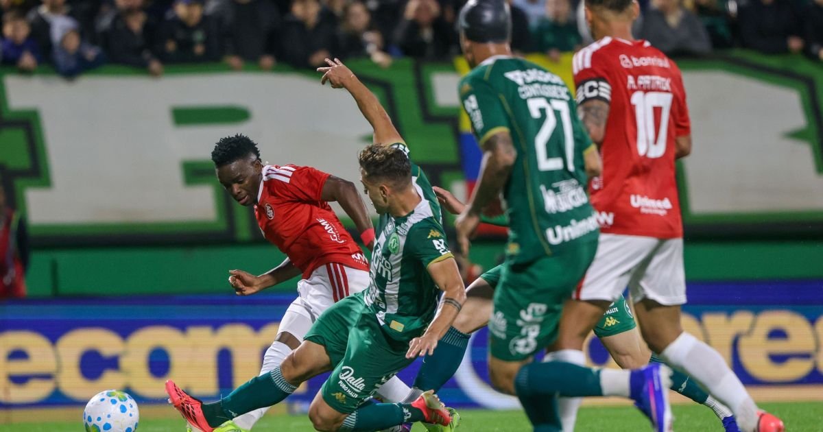 carbonero-chape-internacional-e1789252685377.jpg
