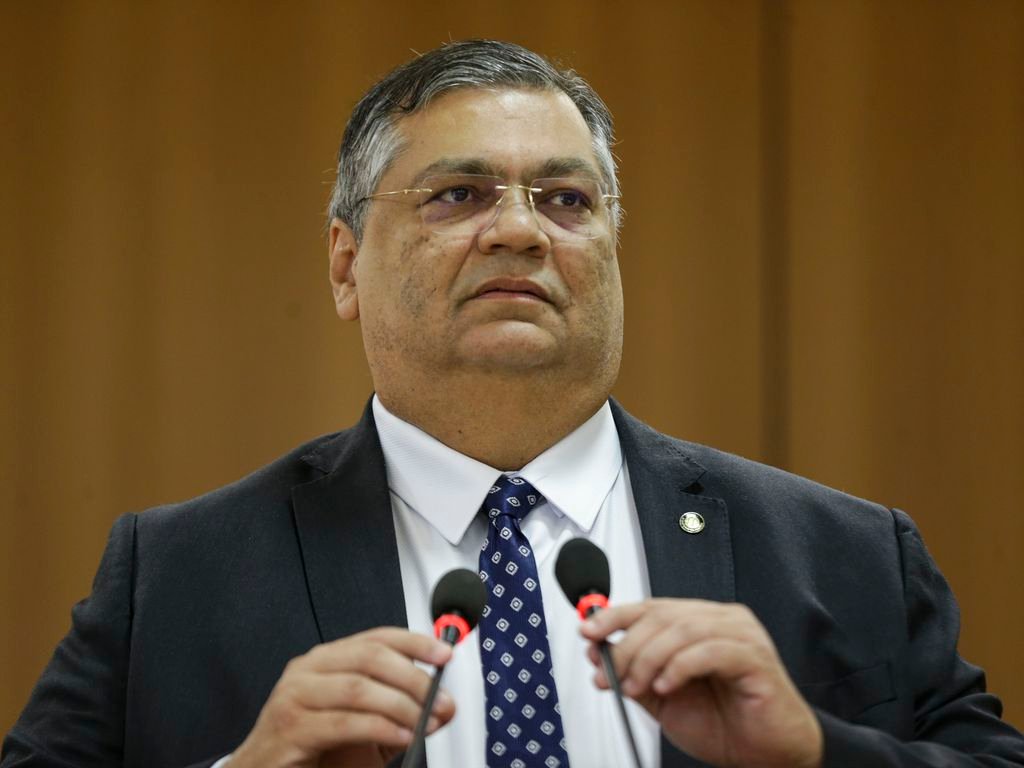 coletiva-flavio-dino_mcamgo_abr_24072023.jpg
