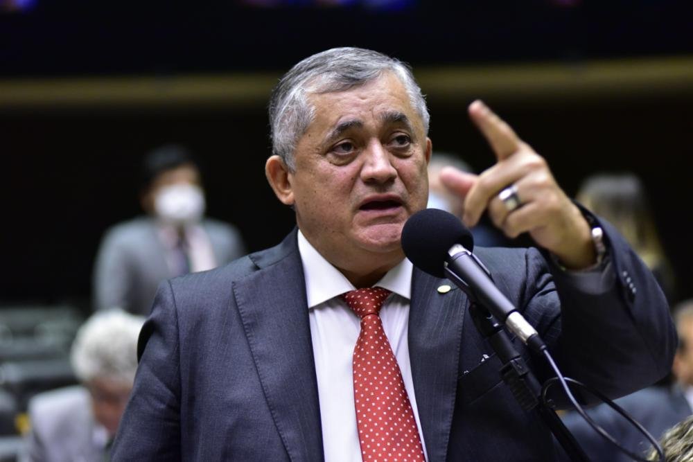 jose-guimaraes.jpg