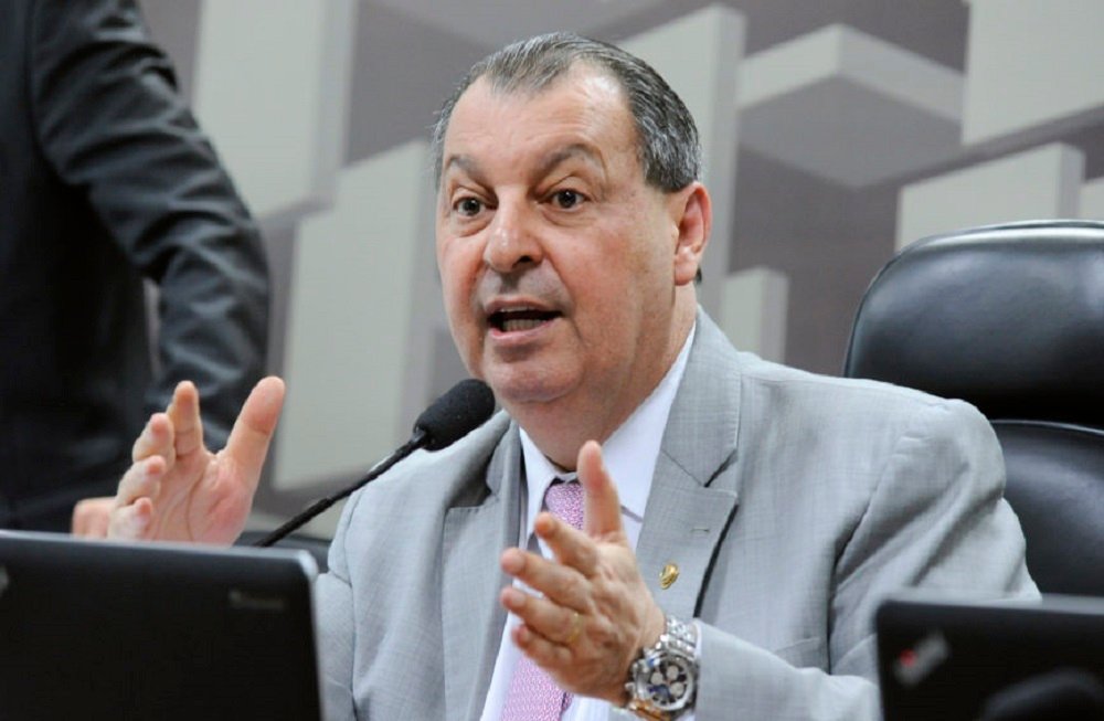 omar-aziz-agencia-senado-1-868x644-1.jpg