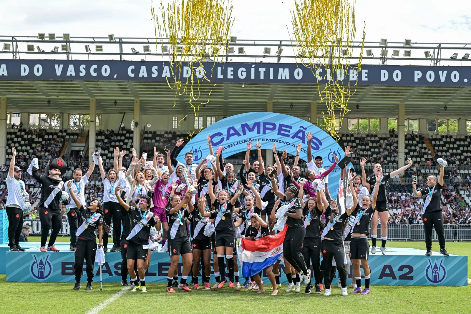 vasco-feminino-scaled.jpeg