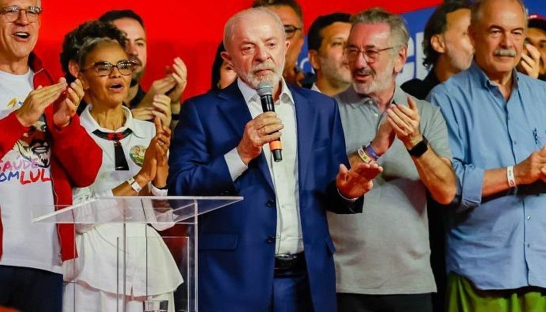 1791245338_Lula_comite_pos_eleicao.jpg