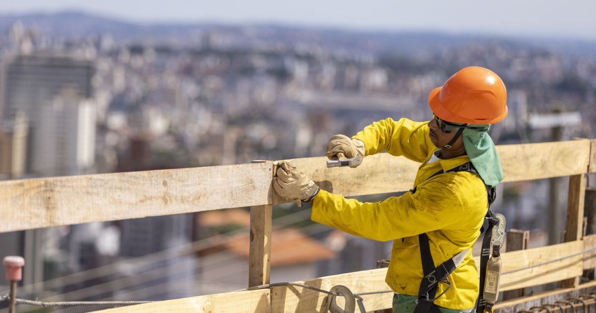 Colaborador_MRV_Obras_06_credito_NITRO.jpg
