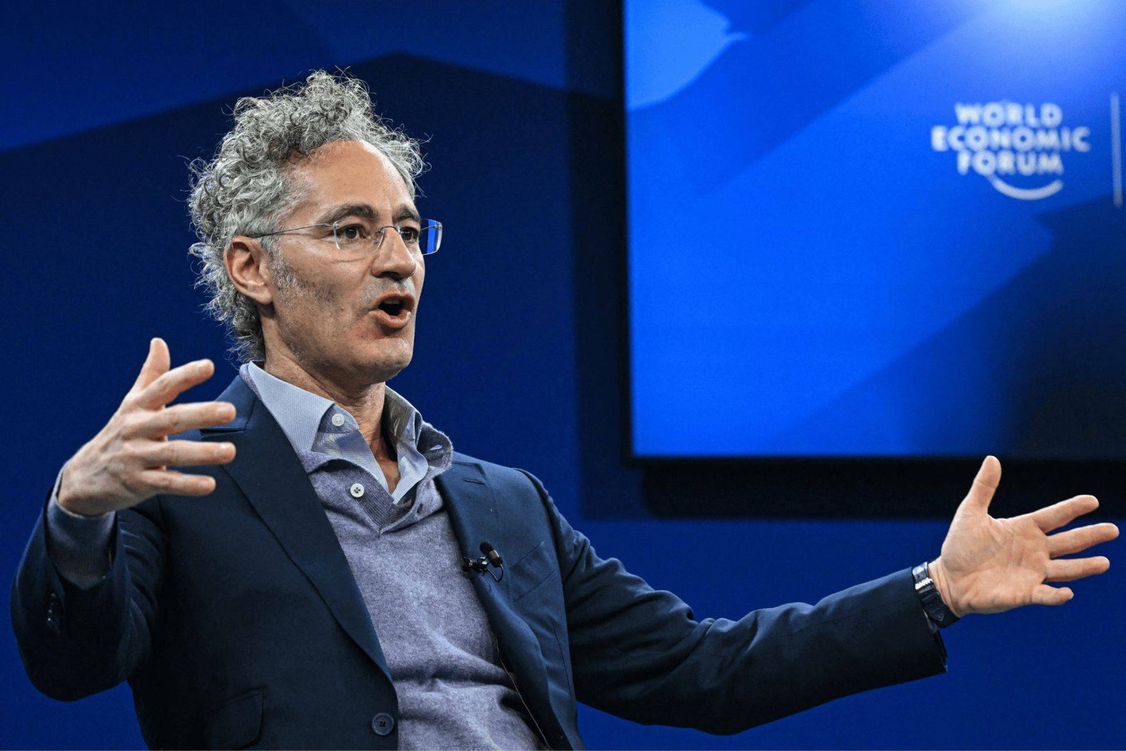 PALANTIRS-BILLIONAIRE-CEO-SAYS-ONLY-TWO-KINDS-OF-PEOPLE-WILL-SUCCEED-IN-THE-AI-ERA-TRADE-WORKERSOR-Y.jpeg