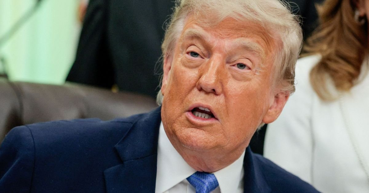 Presidente-dos-EUA-Donald-Trump-na-Casa-Branca.jpg