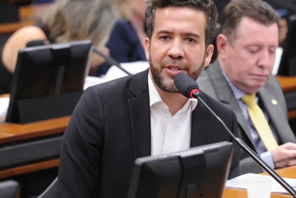 andre-janones.jpg