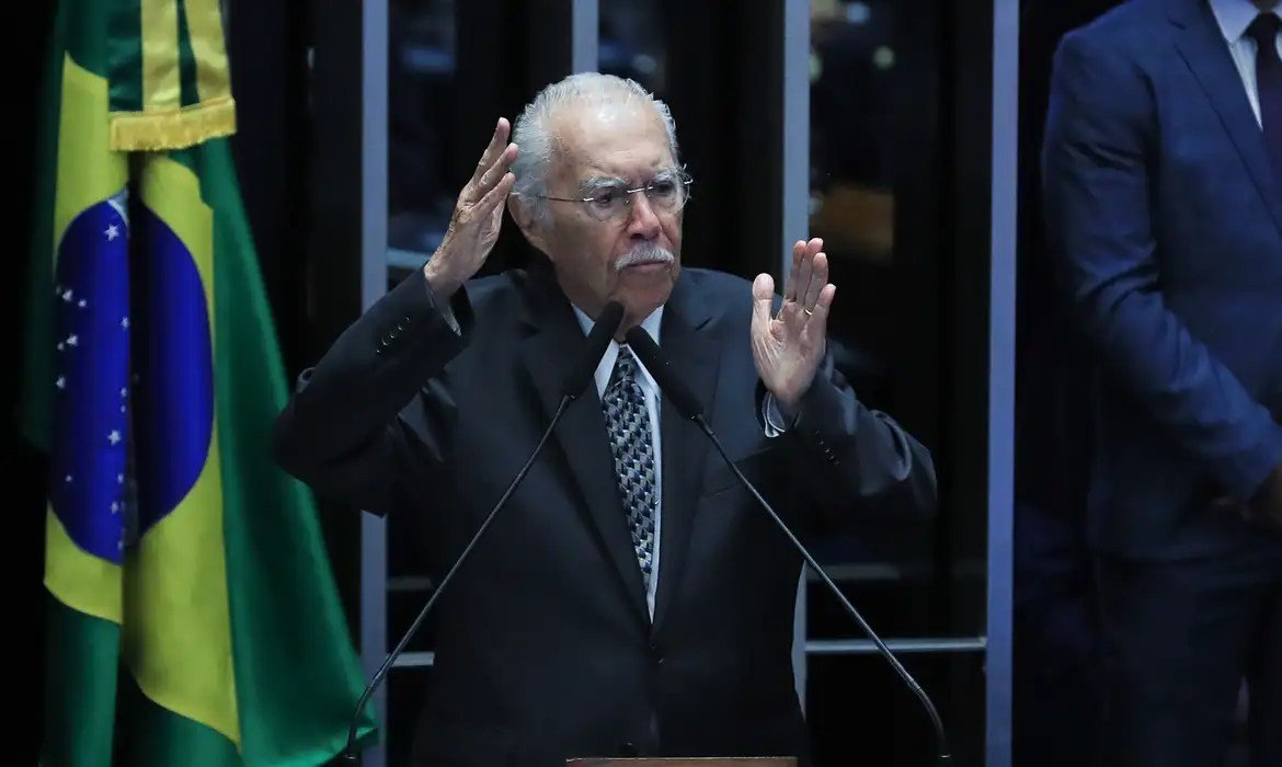 sarney.webp.jpeg